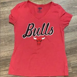 Nba v neck tee